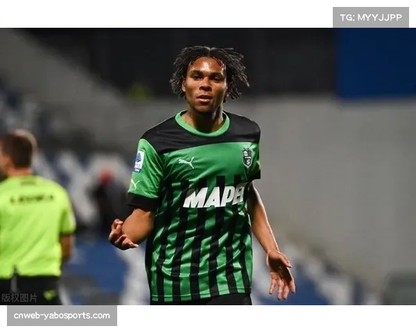 劳里恩特26场4球5助攻 萨索洛边路爆点串联能力突出 劳里恩特26场4球5助攻 萨索洛边路爆点串联能力突出